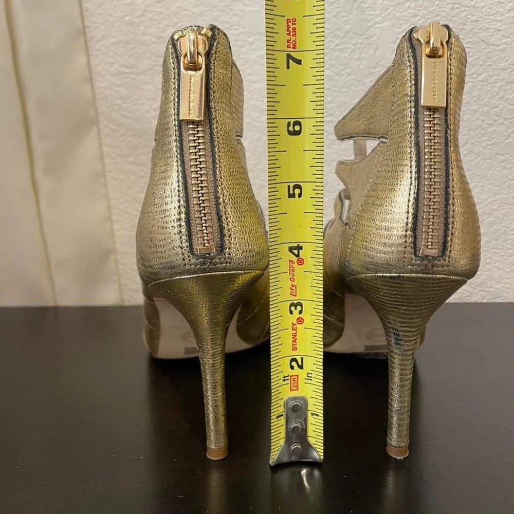 Michael kors strappy gold high heels 8.5 Women's Glam Shoes‎ Evening wear